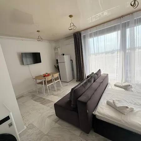 902 B2 Almar Luxury Residence-renting & Free Pool Apartman Năvodari