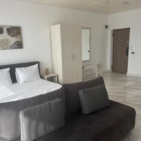 902 B2 Almar Luxury Residence-renting & Free Pool Apartman *