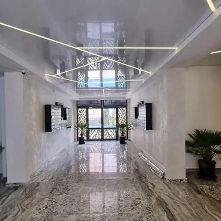 902 B2 Almar Luxury Residence-renting & Free Pool *