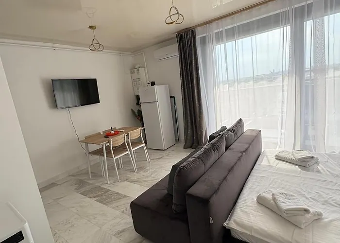 902 B2 Almar Luxury Residence-renting & Free Pool Apartament Năvodari