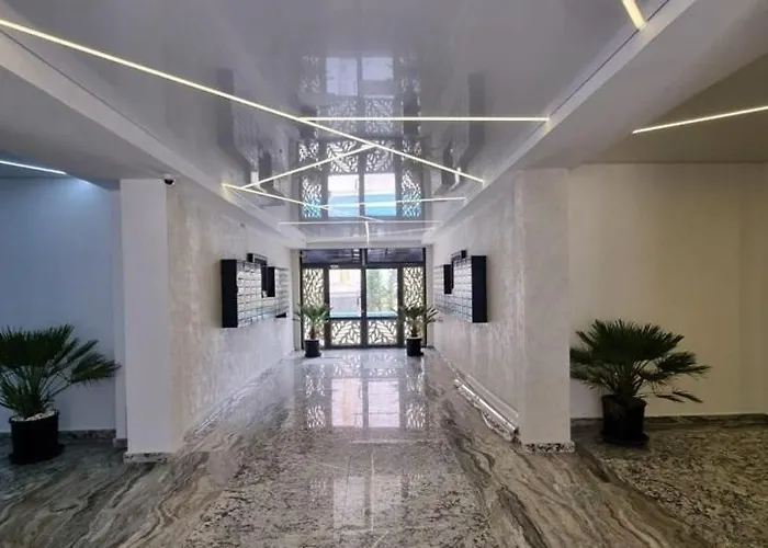 902 B2 Almar Luxury Residence-renting & Free Pool *